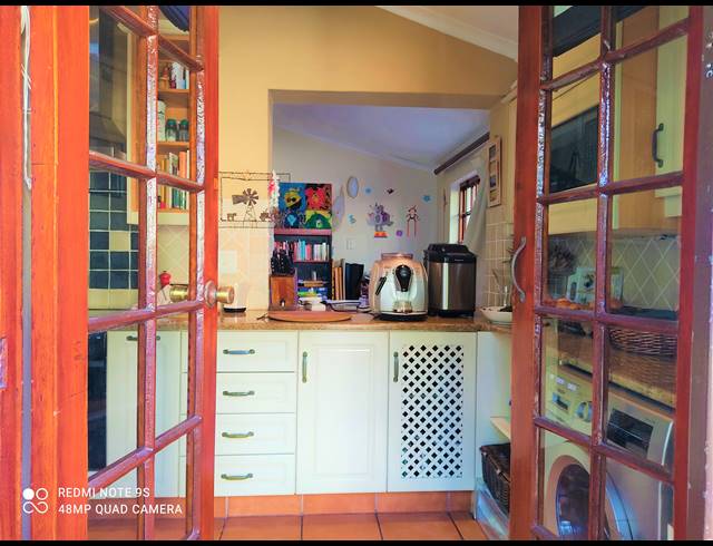 4 BEDROOM HOUSE FOR SALE IN PINELANDS